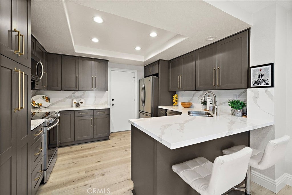 18134 Rustic Court, Fountain Valley CA 92708 - Photo 8