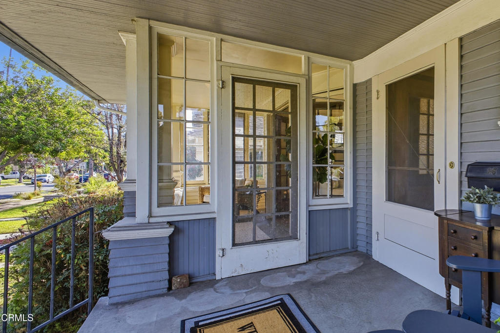 825 N Bushnell Avenue