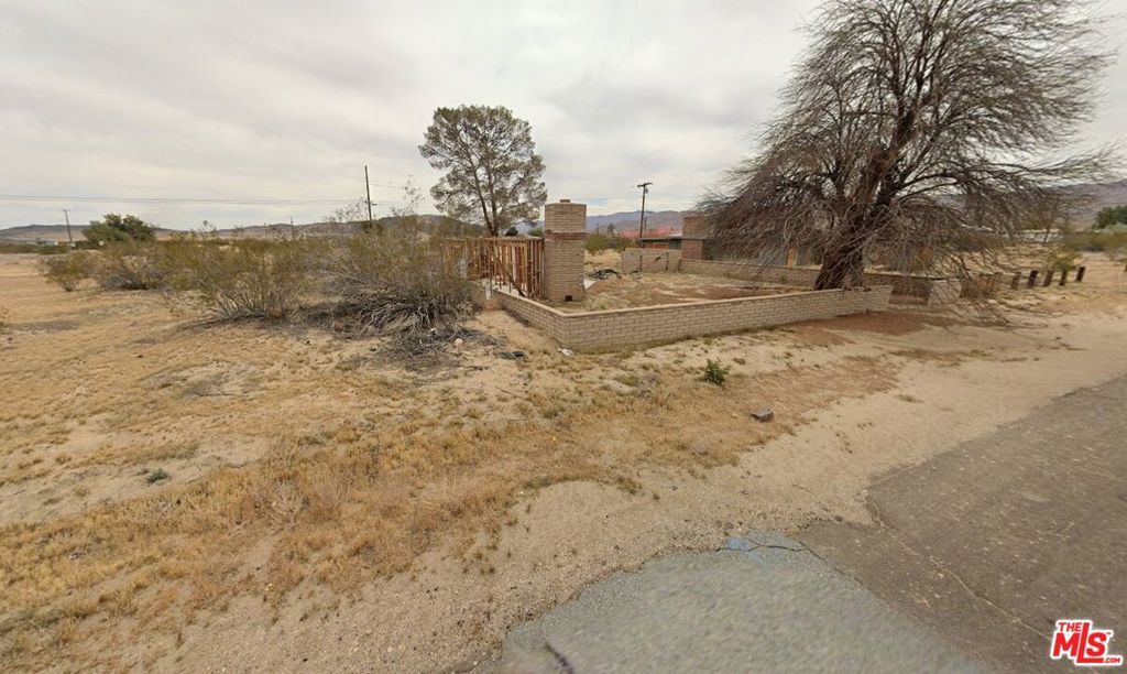 Photo of 5059 1st Street, Joshua Tree, CA 92252 (MLS # 26659429)