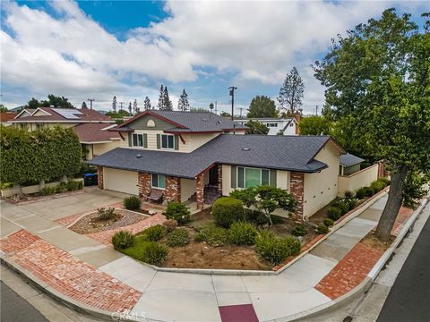 2902 E Trenton E Orange CA 92867