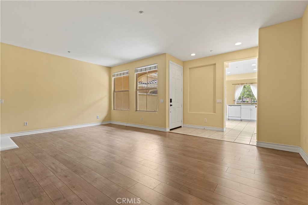 123 Chantilly