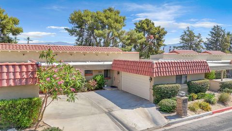 Photo of 77086 Pauma Valley Way, Palm Desert, CA 92211 (MLS # 219139156DA)