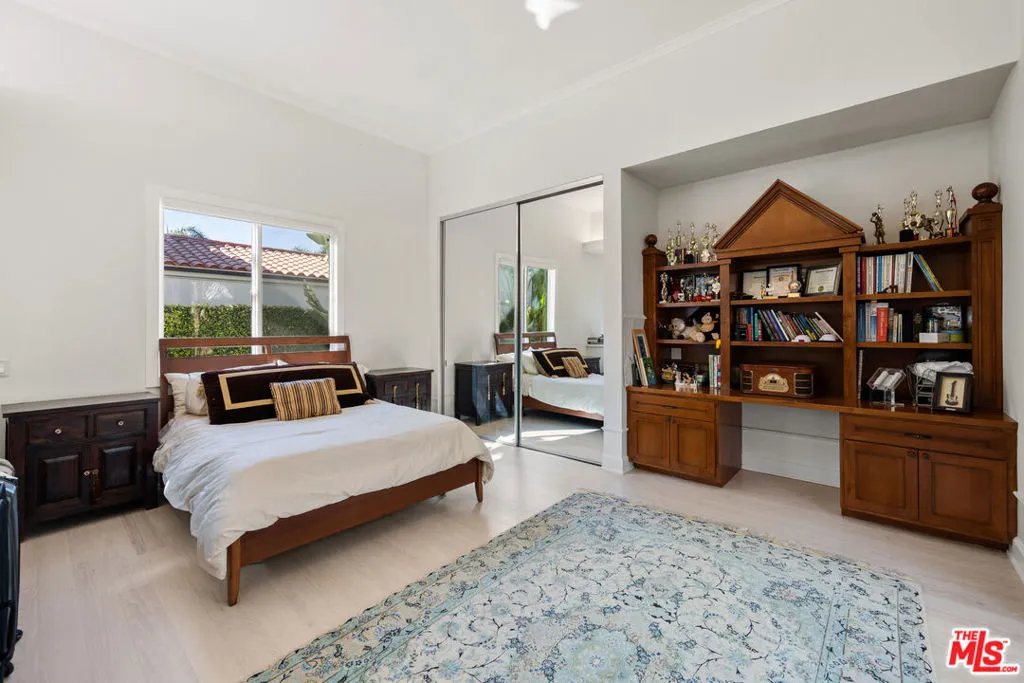 Calabasas, California 91302, United States, 5 Bedrooms Bedrooms, ,5 BathroomsBathrooms,Residential,Active,206955