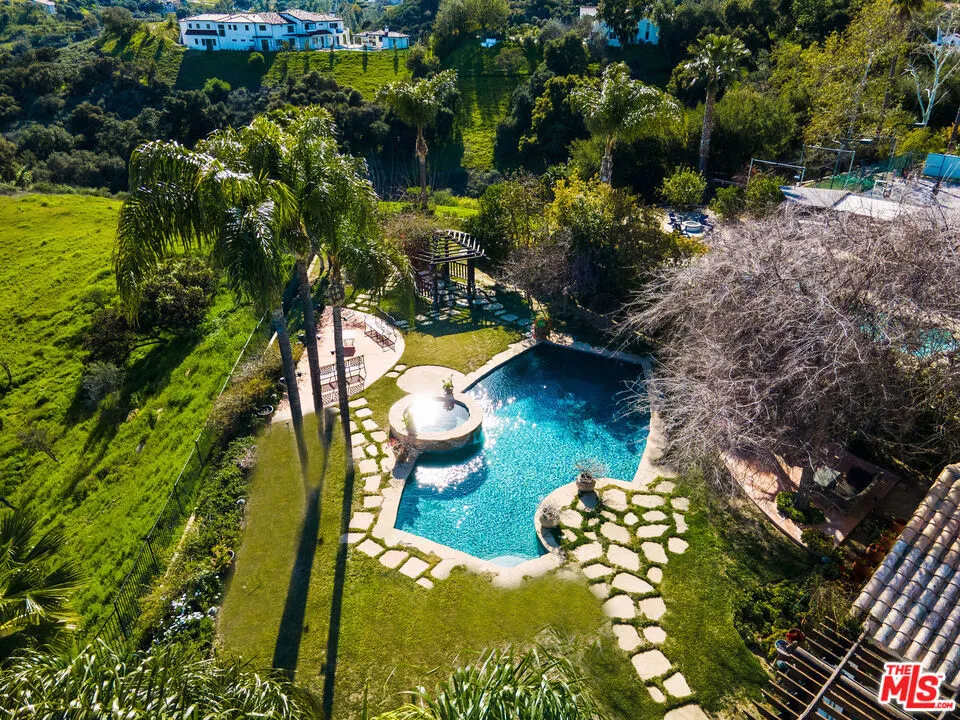 Calabasas, California 91302, United States, 5 Bedrooms Bedrooms, ,5 BathroomsBathrooms,Residential,Active,206955