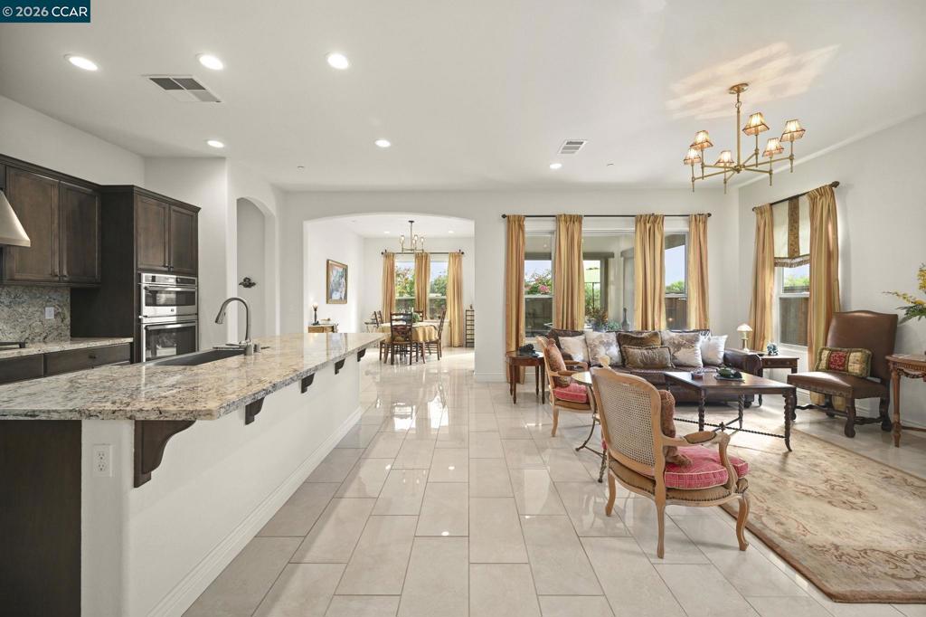 1577 1577 Chianti Ln