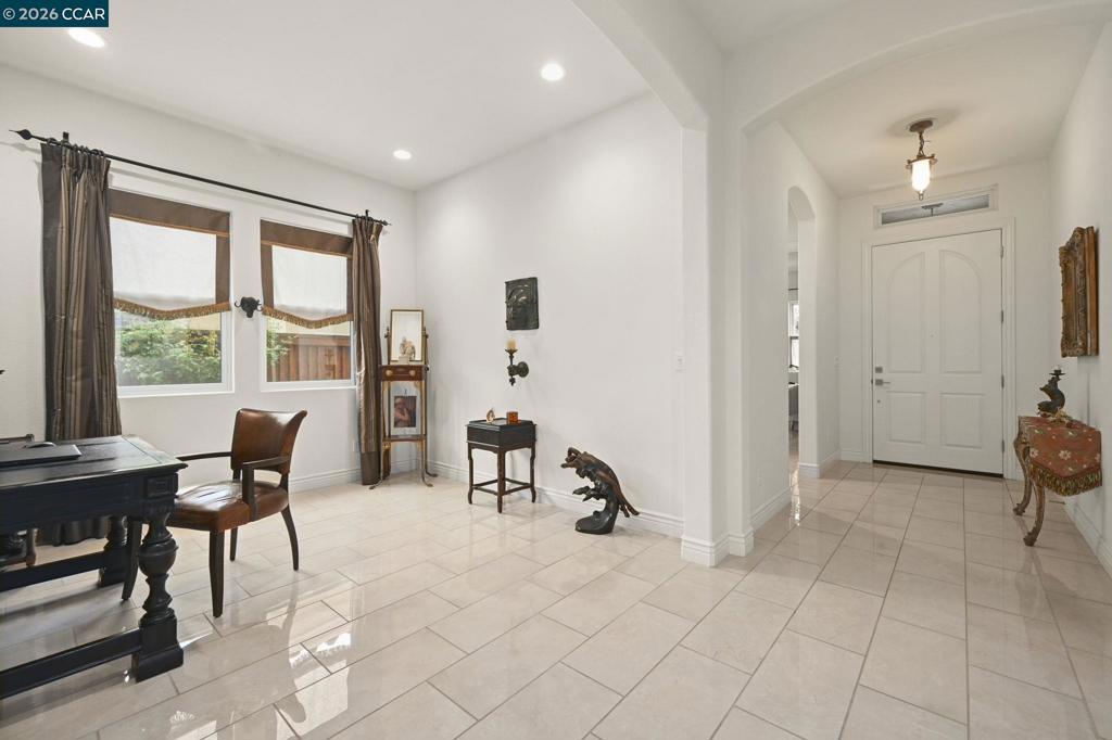 1577 1577 Chianti Ln