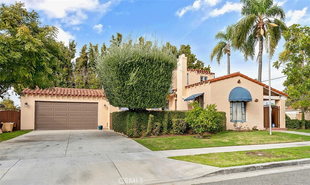 2805 W Bella Court