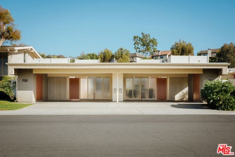 Photo of 4175 Del Mar Avenue, Long Beach, CA 90807 (MLS # 26996393)