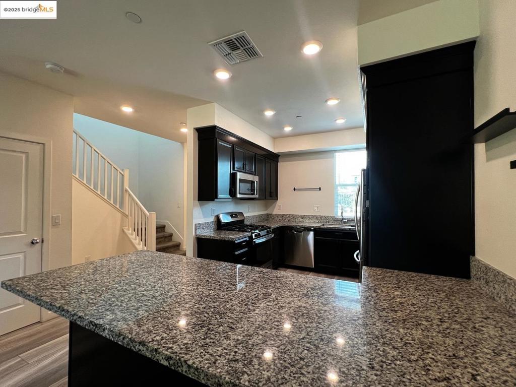 Not Listed - Residential