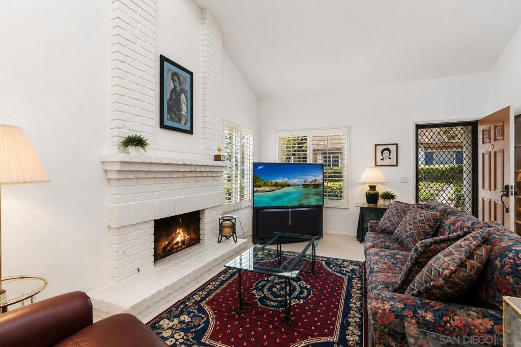 11872 Bernardo Terrace A