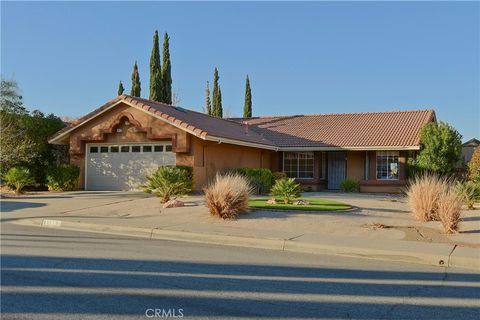 Photo of 4313 Portola Dr, Palmdale, CA 93551 (MLS # SR26054251)
