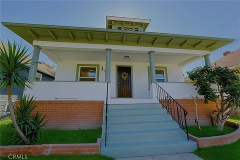 Photo of 236 W Willow St, Stockton, CA 95203 (MLS # OC26043705)