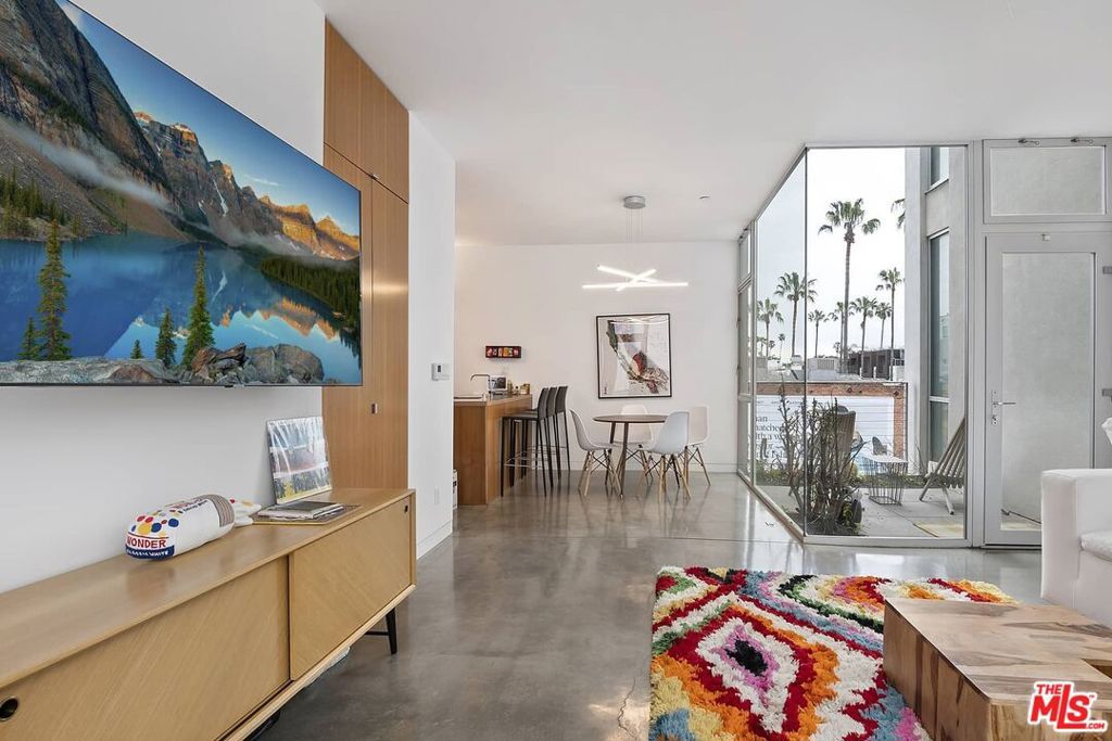Photo of 1121 Abbot Kinney Boulevard #F, Venice, CA 90291 (MLS # 25595559)