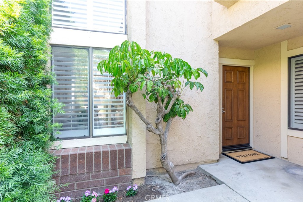 675 Colonial Circle