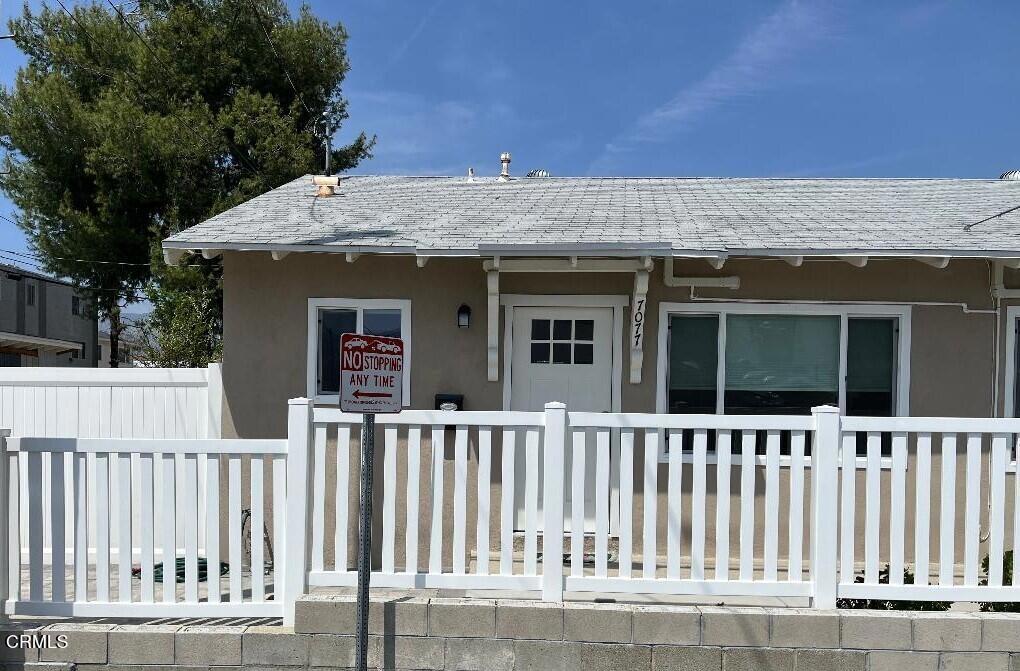Beautifully remodeled 2bd 1ba unit in duplex with separate address. Must see to appreciate. Brand new luxury vinyl plank flooring throughout, interior paint, baseboards, cellular shades (room darkening in bedrooms; all others are light filtering), mirrored wardrobes, and cabinet doors. Enclosed patio area with privacy gate and brand new pavers. Great for evening dinners with the family. Other features include newer gray shaker cabinets in kitchen, quartz countertops, G.E natural gas range with griddle, hood vent and garbage disposal. Bathroom has been updated with Moen bathroom hardware, combo shower/bathtub trim kit, and Flexstone shower surround. The Fujitsu split system heat pump keeps this unit warm in the winter and cool in the summer. Insulated vinyl windows throughout. There are two tandem off street parking spaces on the concrete driveway. This property is conveniently located to downtown Los Angeles, San Fernando Valley, and the San Gabriel Valley (Pasadena, Altadena, etc.)