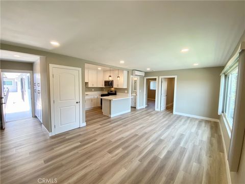 Photo of 919 E Acacia Avenue #O, Glendale, CA 91205 (MLS # GD26039827)