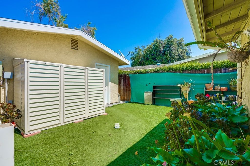 Photo of 20606 Skouras Drive, Winnetka, CA 91306 (MLS # OC25250237)