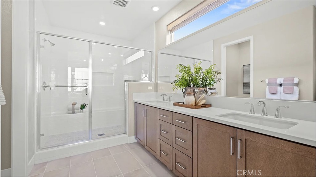 825 Sonia, Irvine CA 92618 - Photo 17