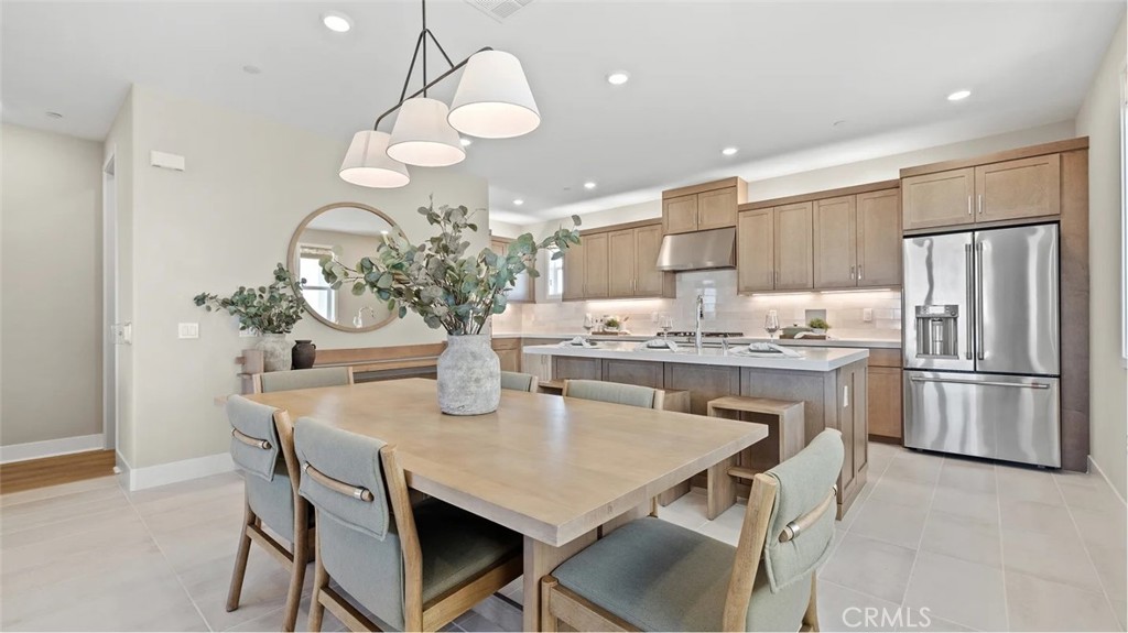 825 Sonia, Irvine CA 92618 - Photo 6
