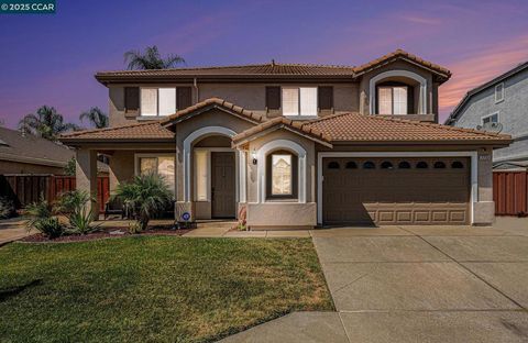 Photo of 2233 Hampshire Dr Dr, Discovery Bay, CA 94505 (MLS # 41114709)