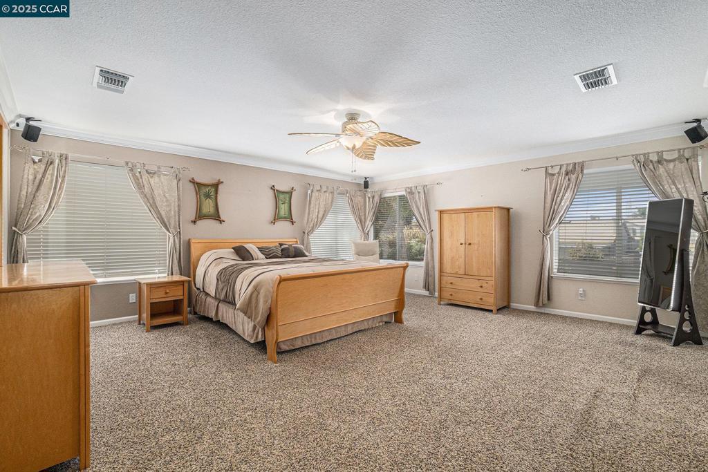 TIMBER POINT - Residential