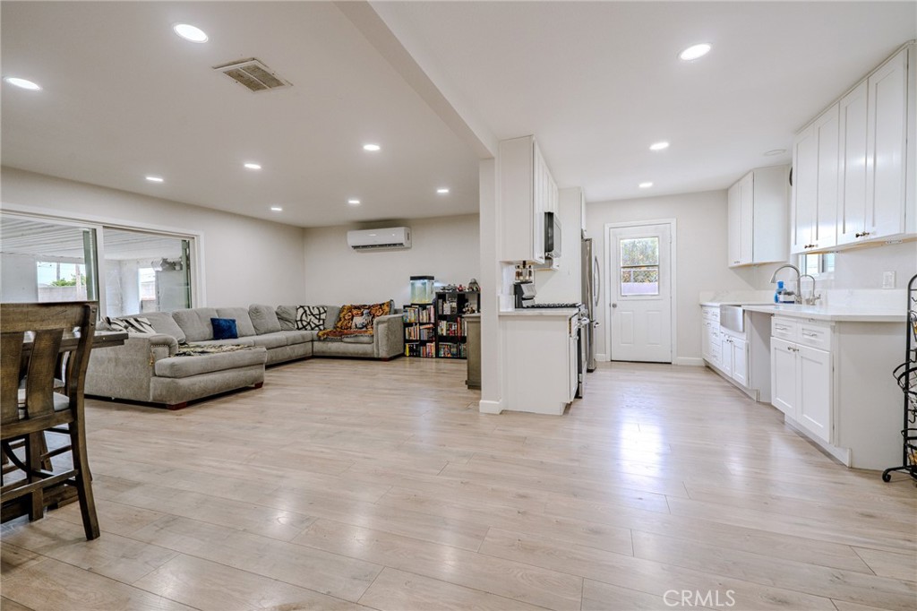 1924 Hunter Road