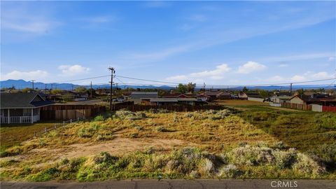 Photo of 8113 Jacaranda Ave, California City, CA 93505 (MLS # SR26086980)