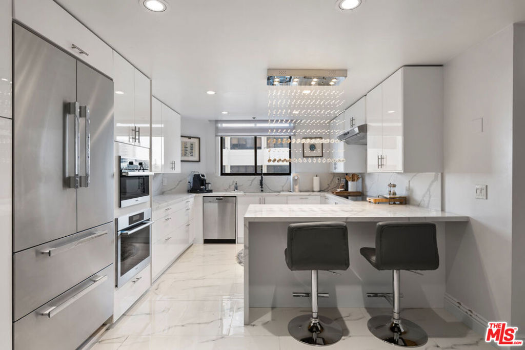 10550 Wilshire Boulevard 502