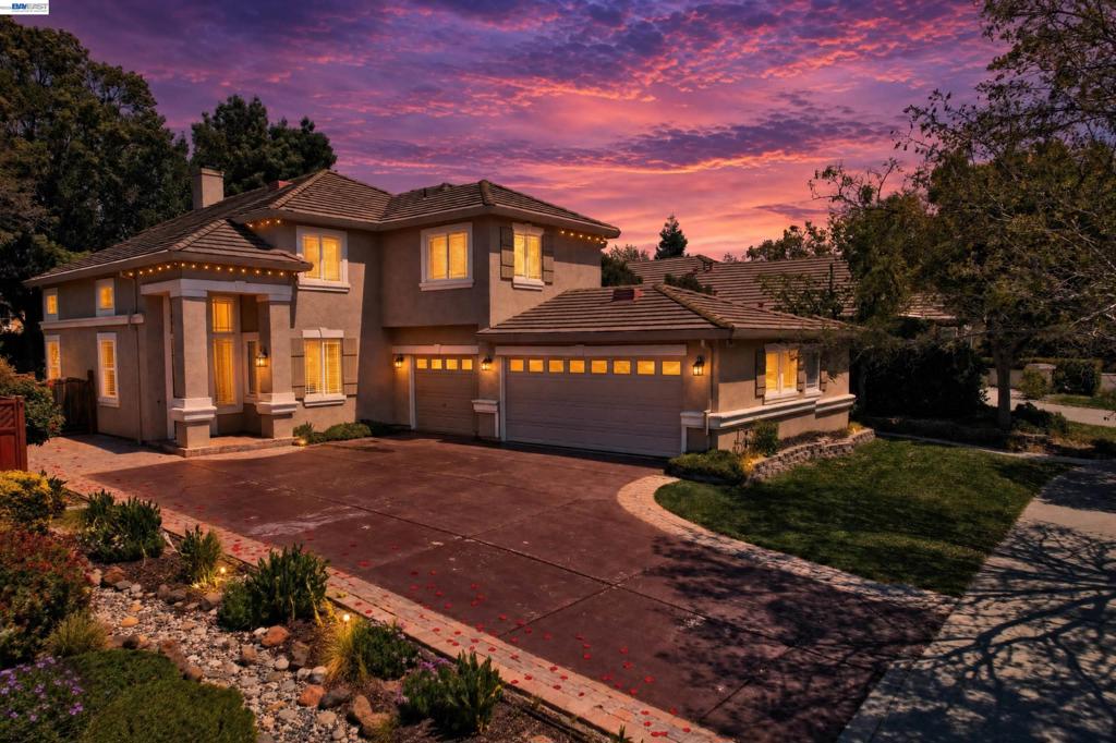 6472 Owl Way