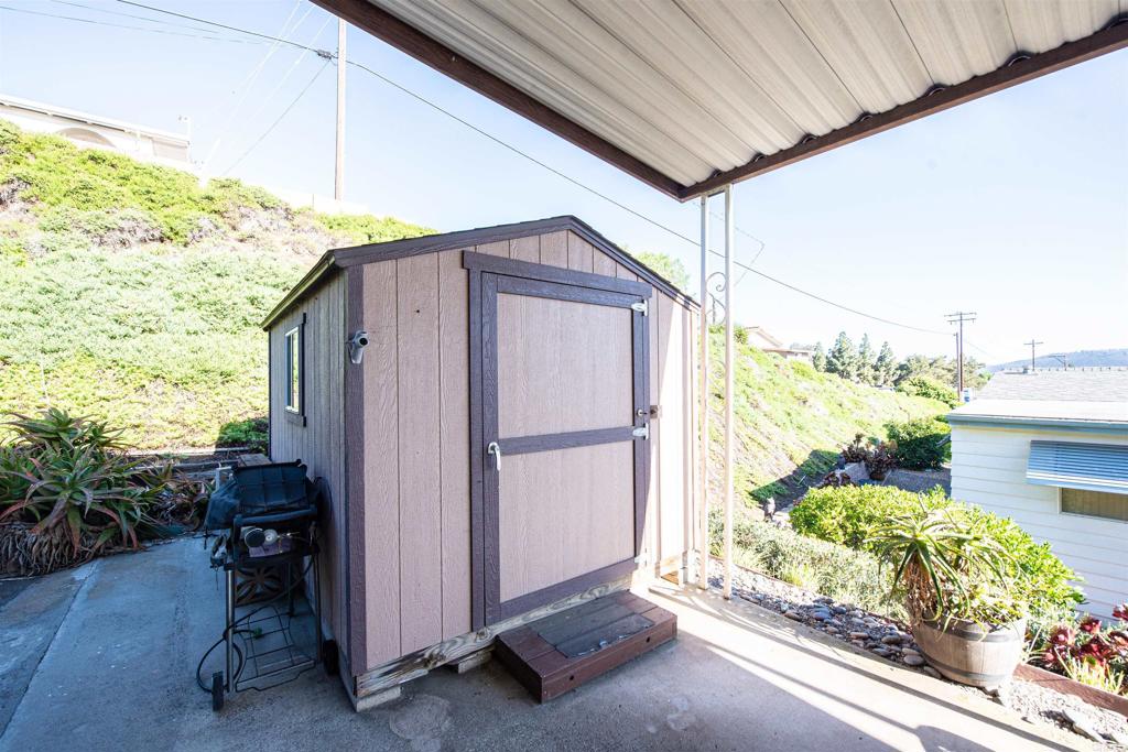 1175 La Moree Road