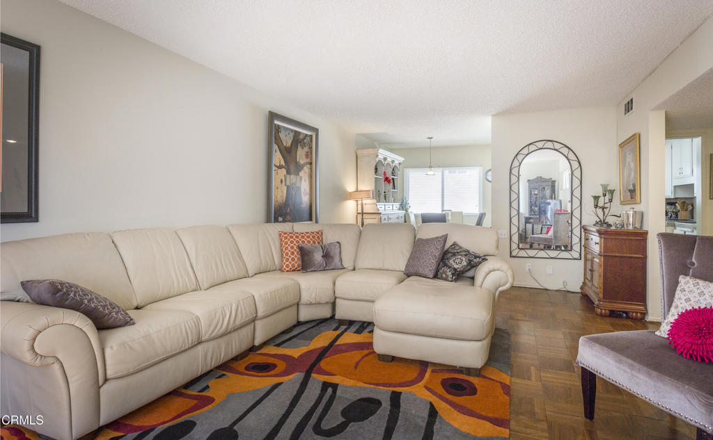 385 Cliff Drive 3