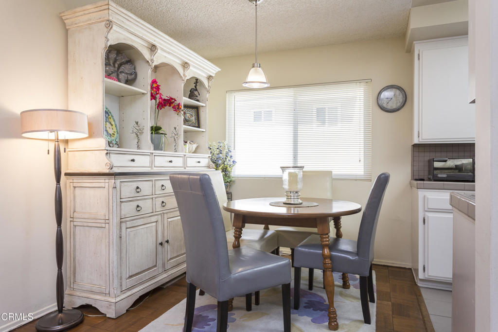 385 Cliff Drive 3