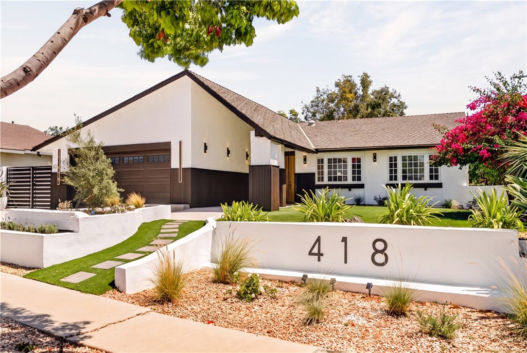 418 Del Monte W
