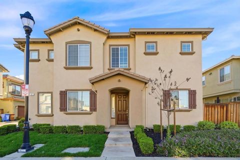 Photo of 117 Fresco Court, Brentwood, CA 94513 (MLS # ML82038937)