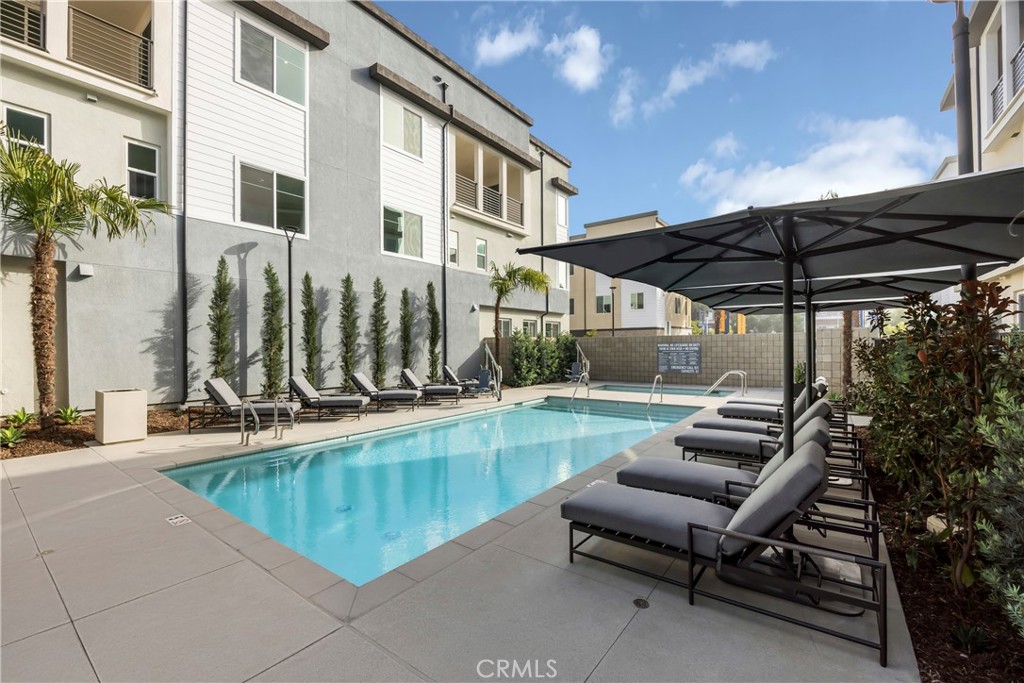 Essex + Gage - Residential