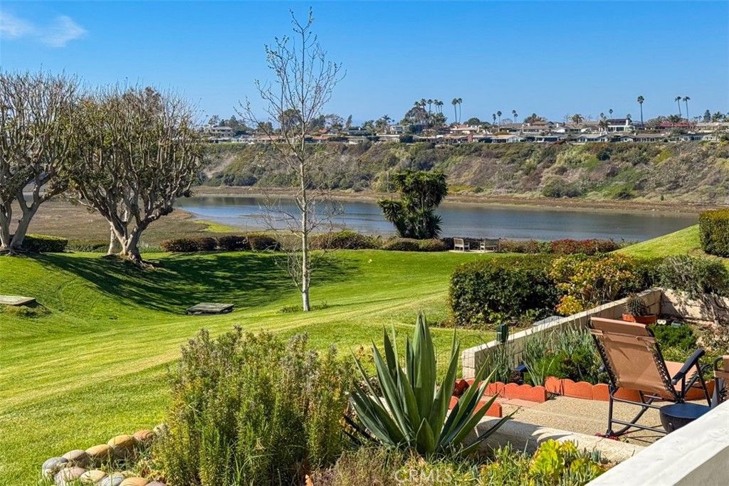 Photo of 2111 Vista Entrada, Newport Beach, CA 92660 (MLS # OC26029137)