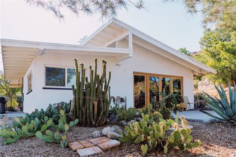 Photo of 48938 Mockingbird Lane, Morongo Valley, CA 92256 (MLS # JT25265838)