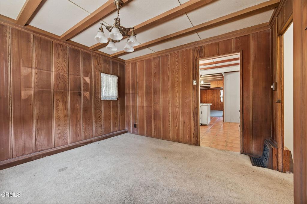 1143 Oakdale Place