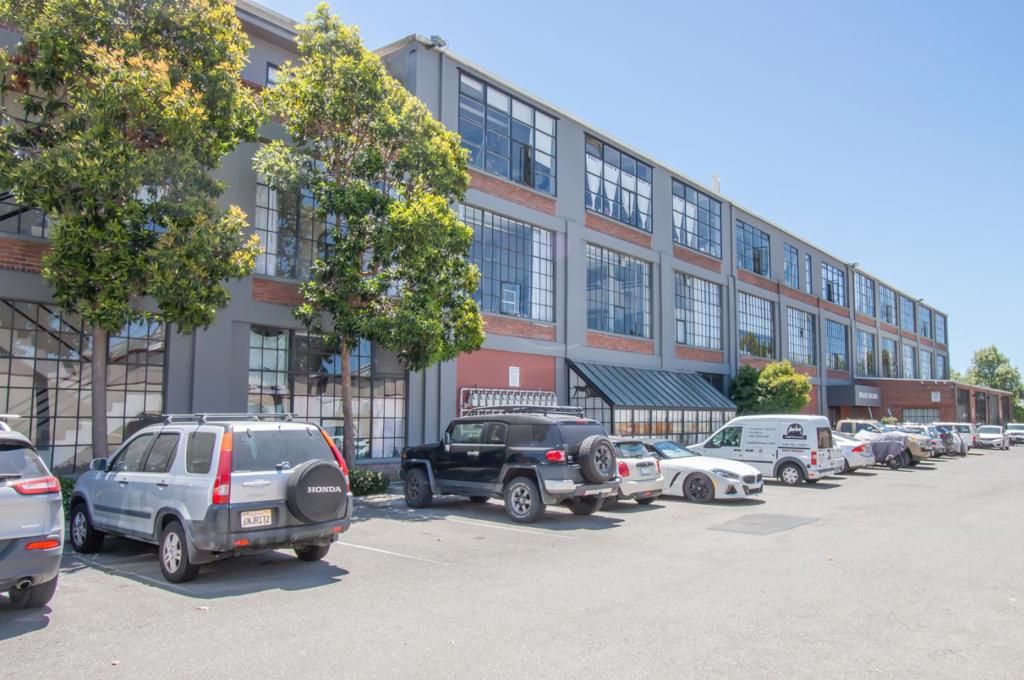 listing image 130728309311329983260