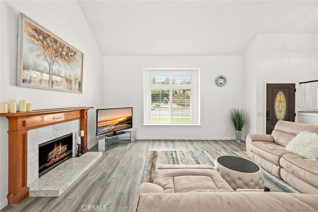 17845 Calle Barcelona