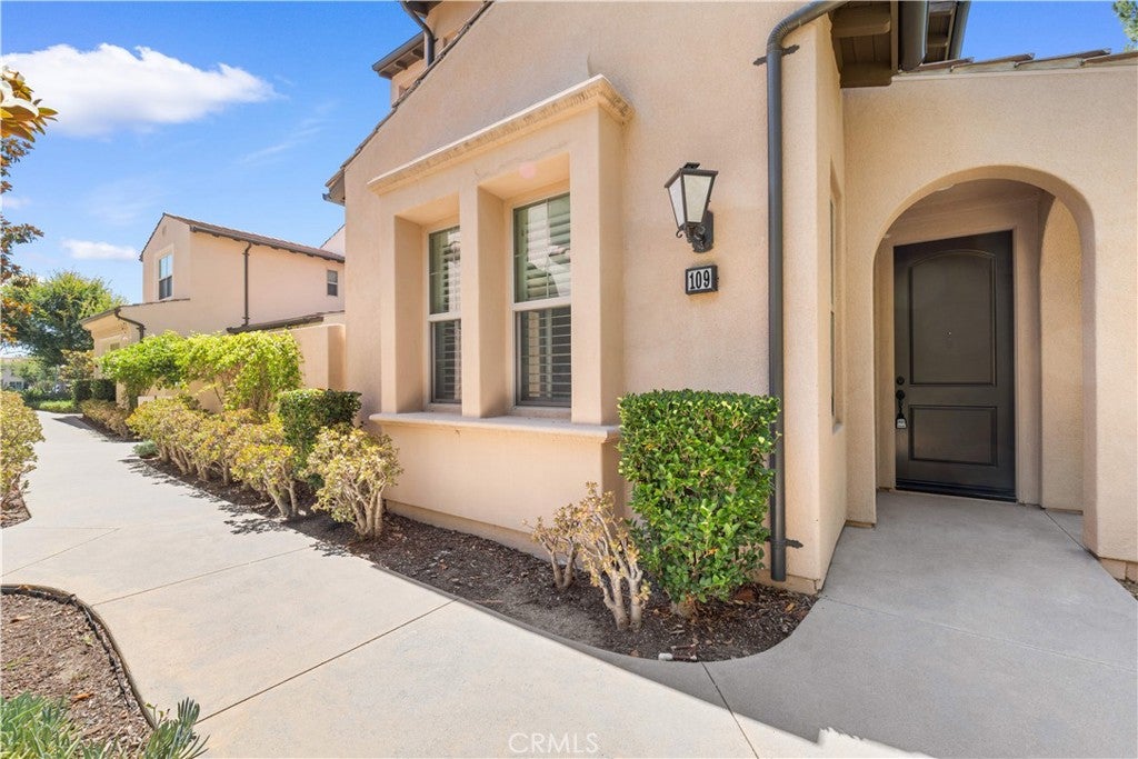 109 Tallowood, Irvine CA 92620