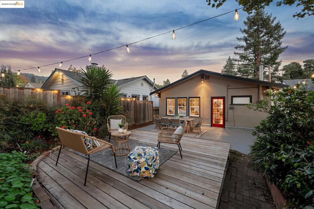 UPPER DIMOND - Residential