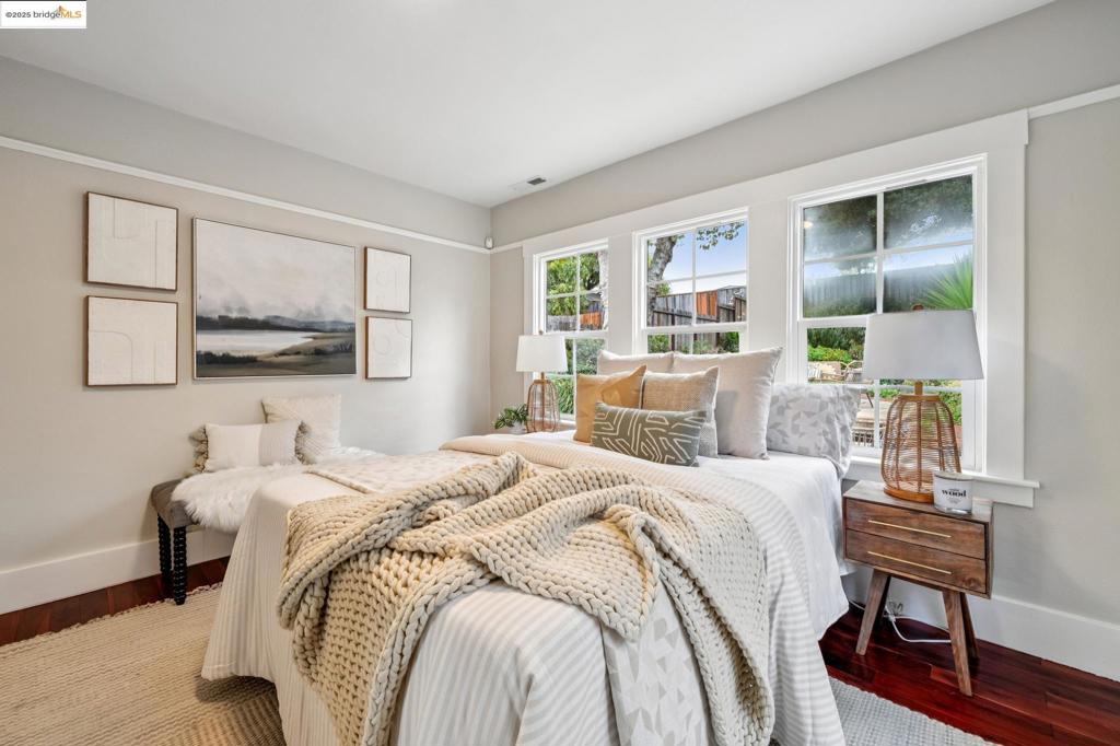 UPPER DIMOND - Residential
