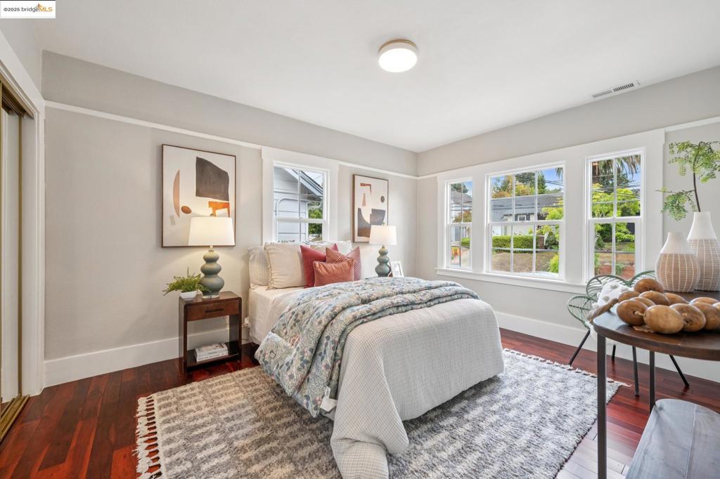 UPPER DIMOND - Residential