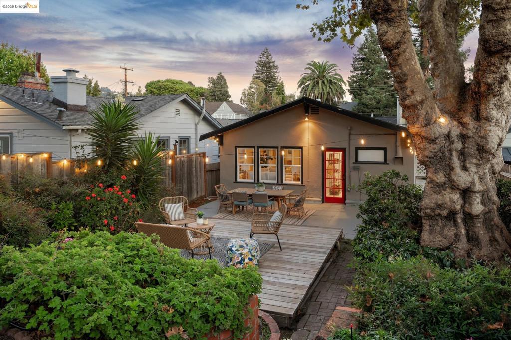 UPPER DIMOND - Residential