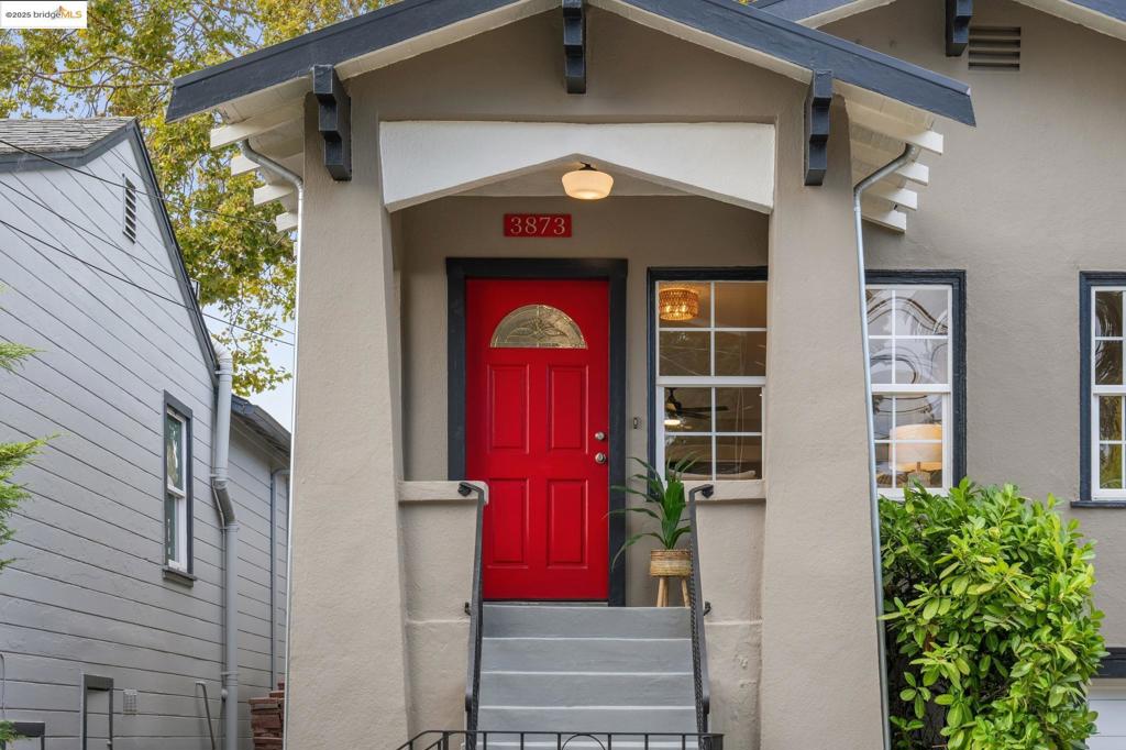 UPPER DIMOND - Residential