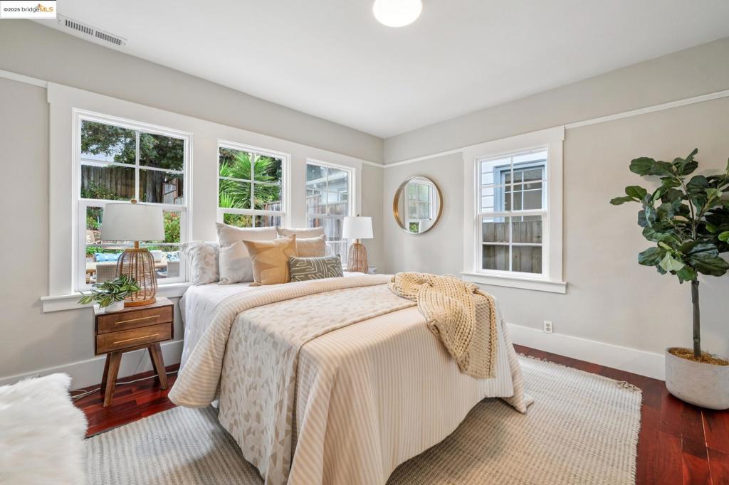 UPPER DIMOND - Residential