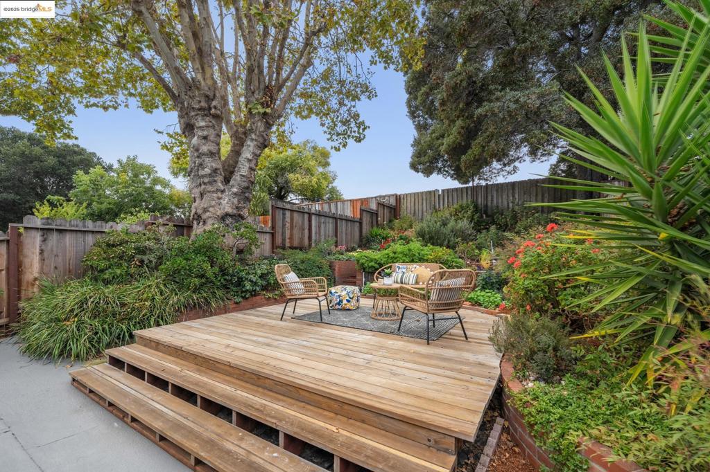UPPER DIMOND - Residential