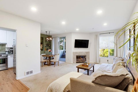 Photo of 211 S Fremont ST #309, San Mateo, CA 94401 (MLS # ML82060138)