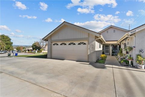 19002 avenue of the oaks newhall ca 91321